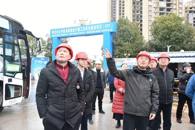 1641950551835005860.jpg DSC_0672.jpg